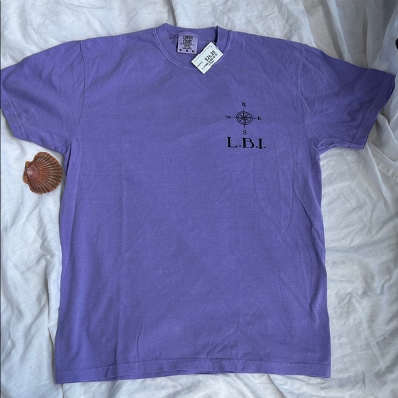 Comfort Colors Tops - NWT Long Beach Island tee